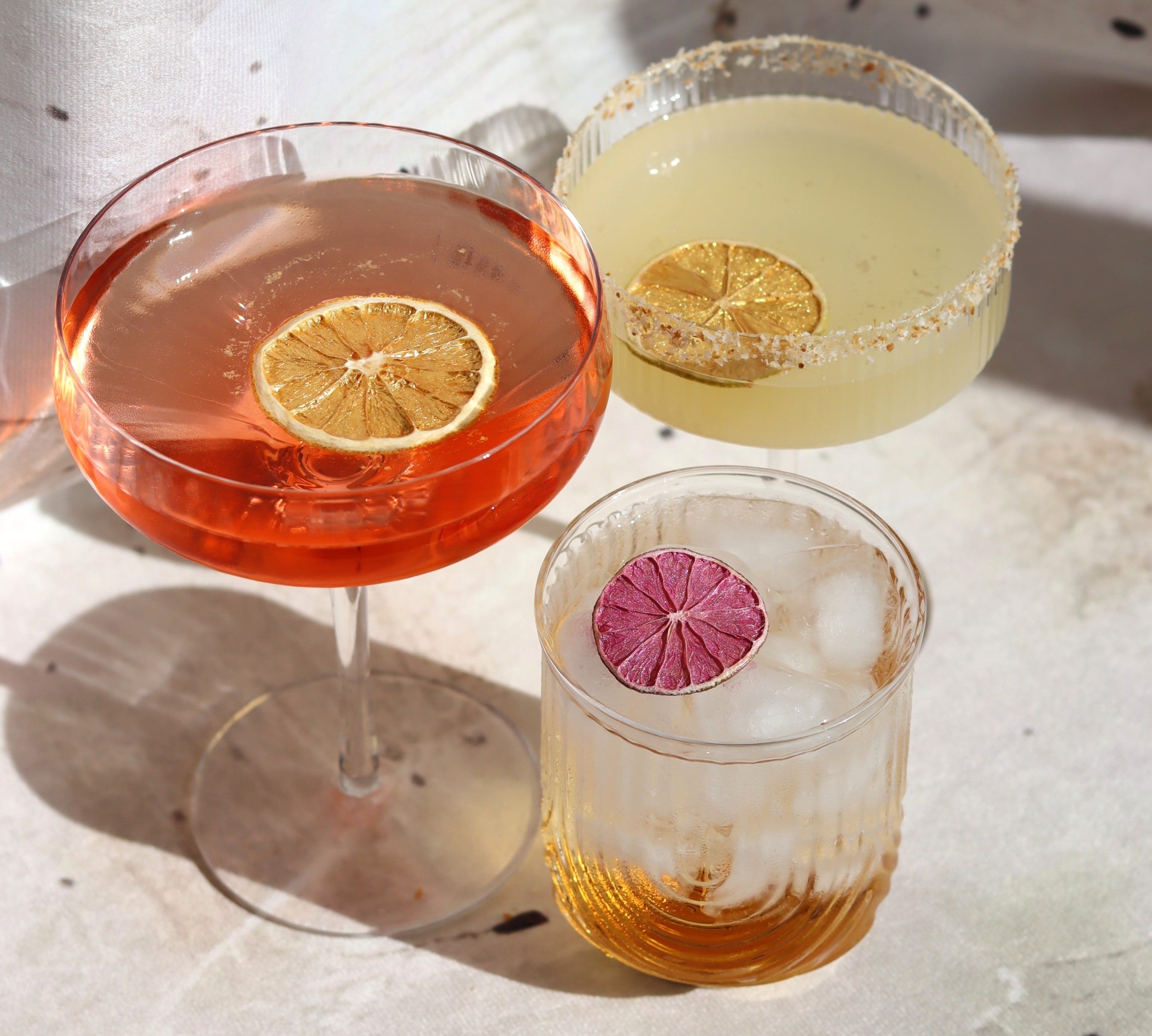 Beautiful cocktails with dehydrated fruit