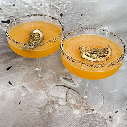 passionfruit cocktail drink garnish